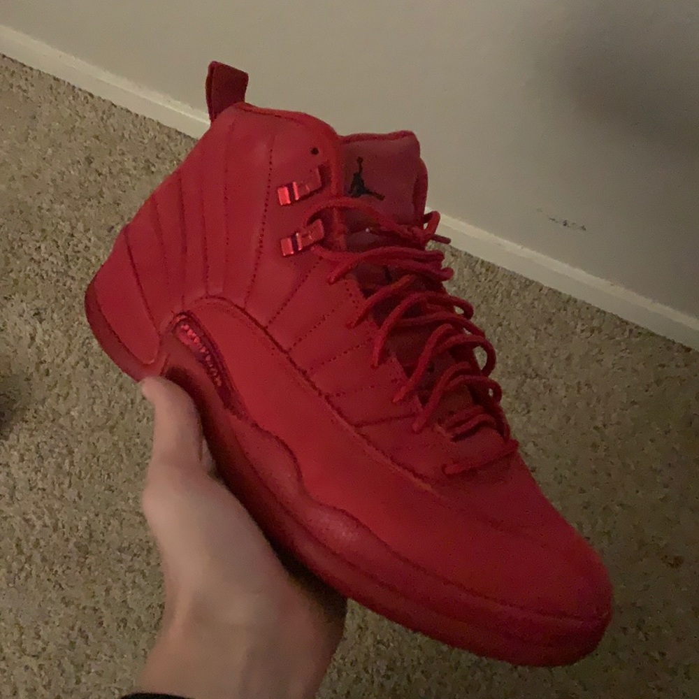 Jordan 12 “gym red”